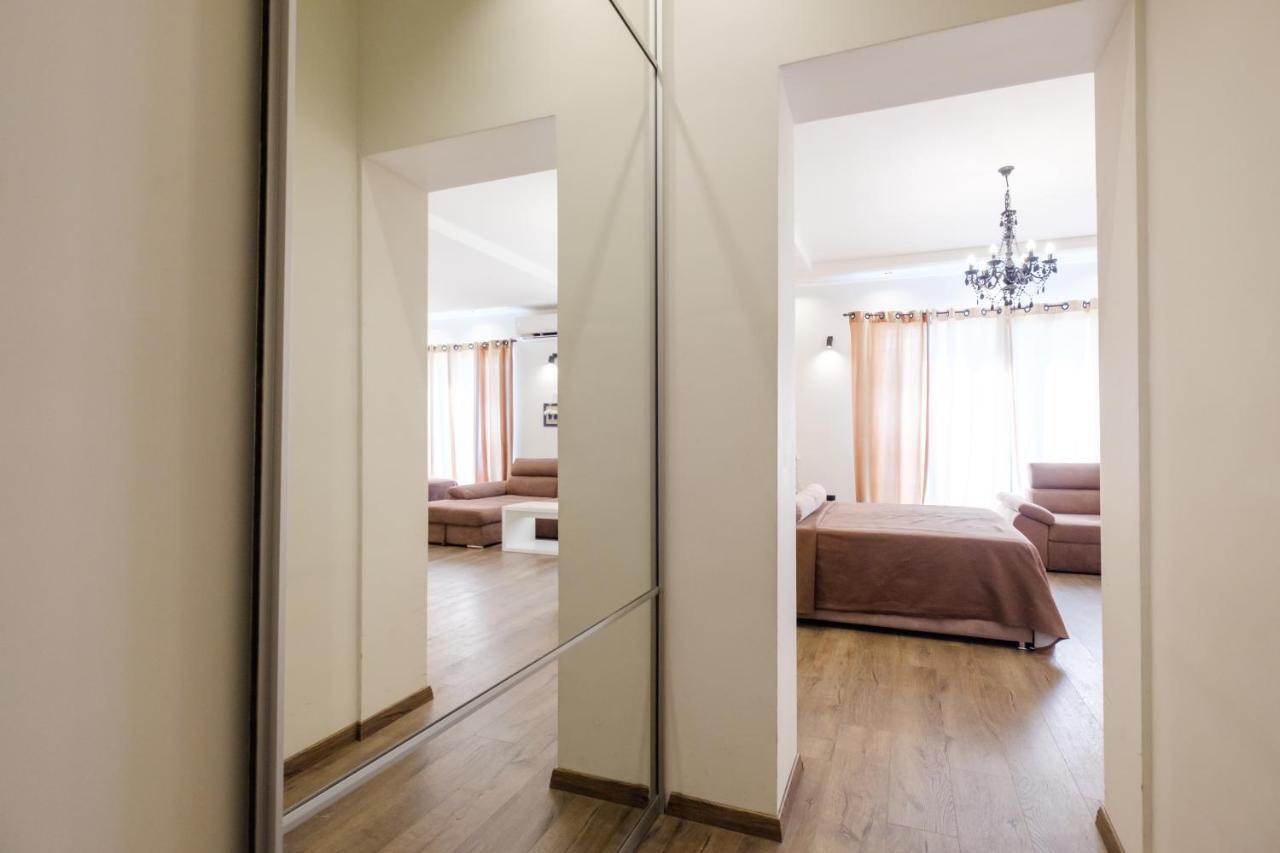 Central Business Apartments Exclusive Belgrad Exteriör bild