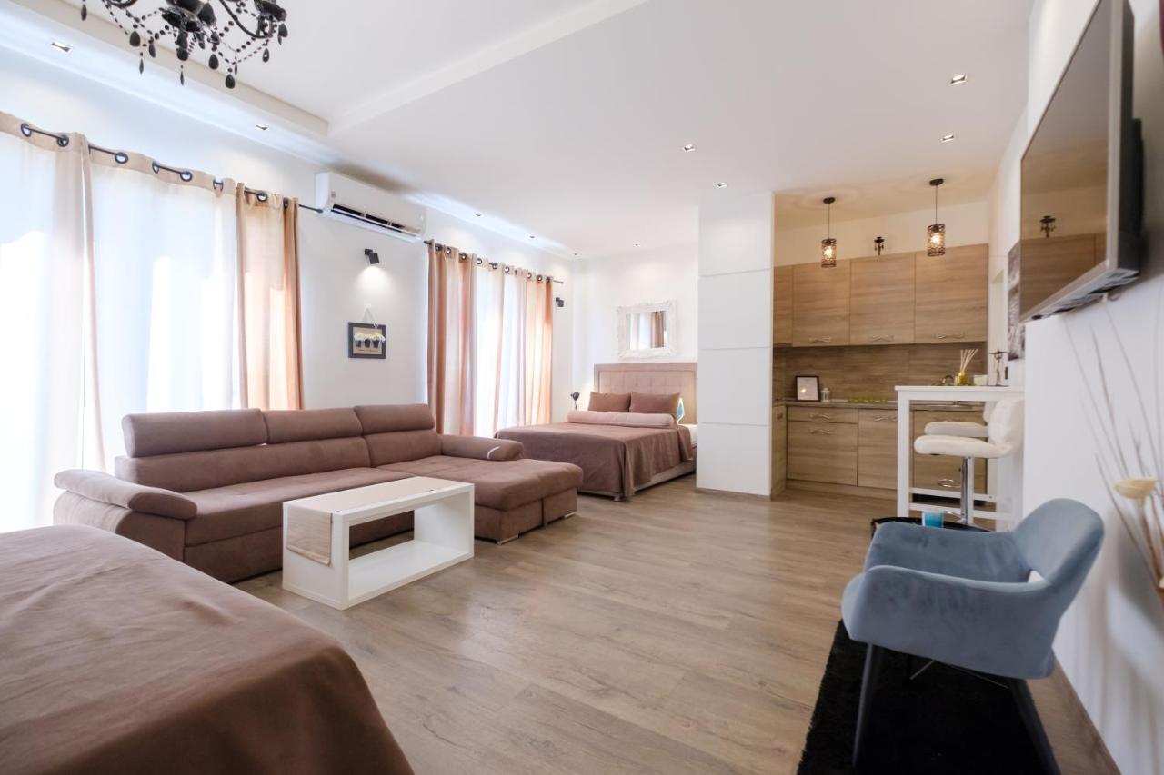 Central Business Apartments Exclusive Belgrad Exteriör bild